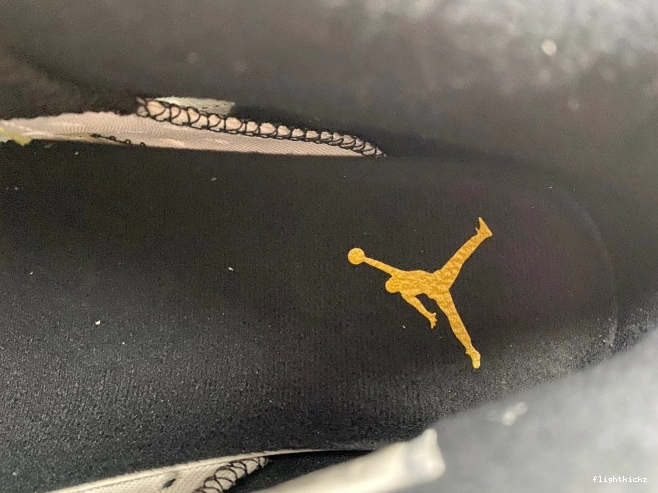 Ochre Air CT8529-170 Jordan 6 Yellow 0719